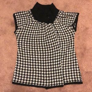 Black and white pattern sweater